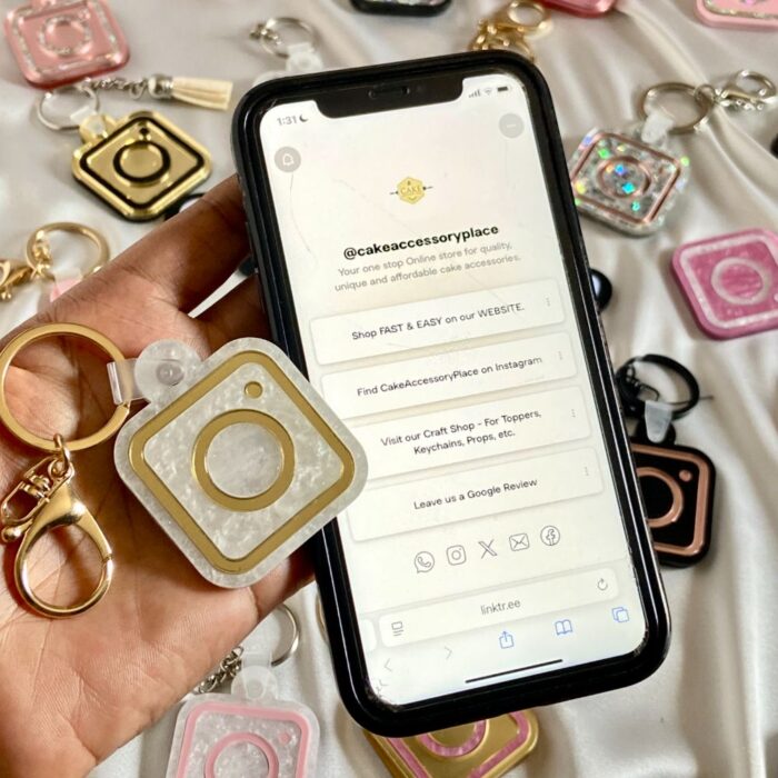 Scannable Digital Social Media Keychain, NFC, Business Card, Tap and Follow, QR Code, Smart Business Keyring, Tik Tok, Instagram, Cash App