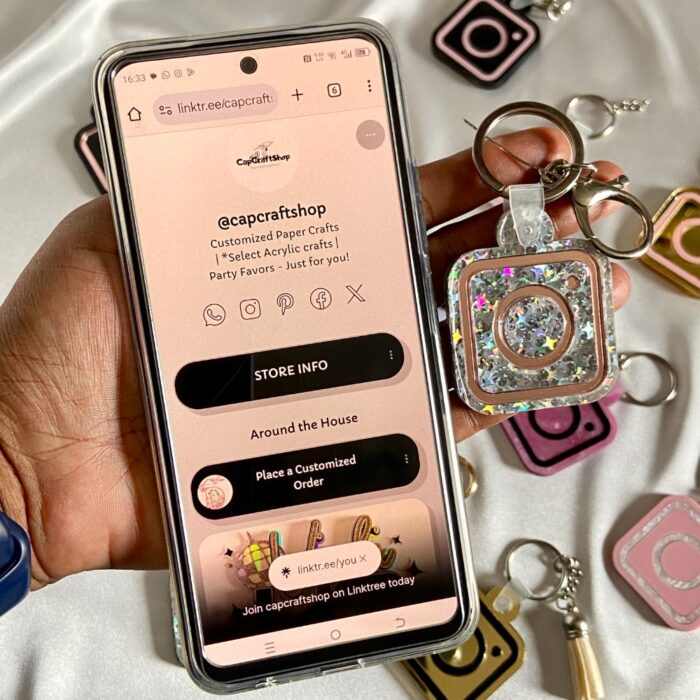 Scannable Digital Social Media Keychain, NFC, Business Card, Tap and Follow, QR Code, Smart Business Keyring, Tik Tok, Instagram, Cash App